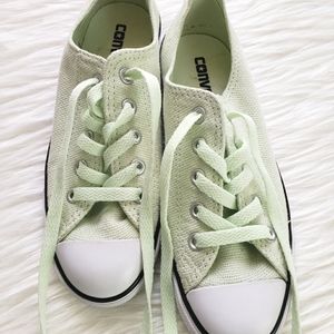 Converse Chuck Taylor All Star low top shoes sz 5